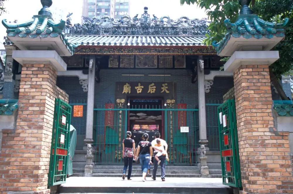 กิน มู เที่ยวให้ครบ! เปิด 3 ย่าน 'ฮ่องกง' ที่น่าใช้เวลาเดินเล่นทั้งวัน ย่าน Yau Ma Tei, Old Town Central และ Sham Shui Po